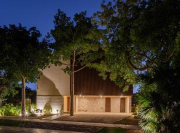 Casa · 510m² · 5 Recámaras · 3 Estacionamientos · Casa Nueva de Lujo en Isla de Kanha Gran Lago Yucatan Country Club - (4)