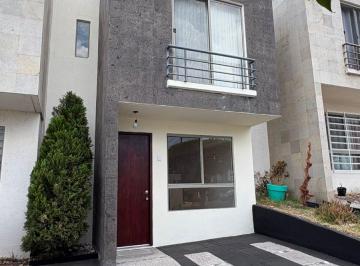 Casa en condominio de 2 habitaciones, El Marqués · Casa en Renta en Residencial del Parque