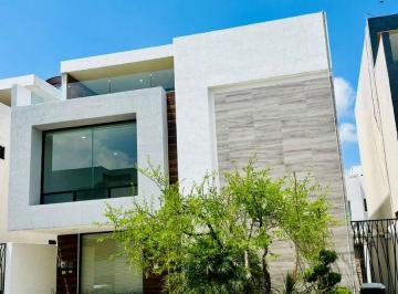 Casa de 4 habitaciones, Ocoyucan · Hermosa Residencia en Venta – Parque Nuevo León, Lomas de Angelópolis