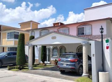 Casa en condominio de 3 habitaciones, Metepec · Metepec. Amplia Casa en Privada Zona Residencial