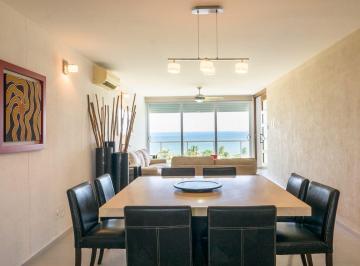 Departamento · 156m² · 3 Recámaras · Departamento - Puerto Juárez