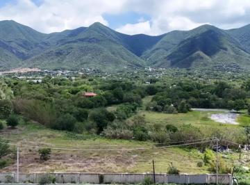 1 · Terreno con Uso de Suelo Mixto en Venta a Pie de La Carretera Nacional Monterrey