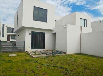 Casa en condominio 150m² Venta · Casa Seminueva en Venta– Villas del Campo, Calimaya