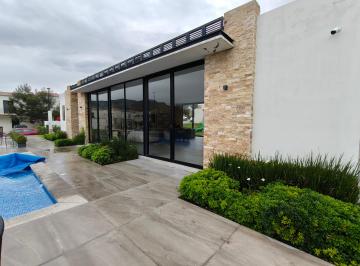 Casa en condominio , Querétaro · Renta Casa 3 Hab 2.5 Baños Frente a Parque en Capital Sur