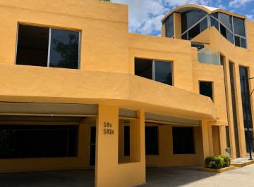 Edificio , Mérida · Edificio Corporativo de 4 Niveles con Vista Panorámica en El Centro de Mérida.