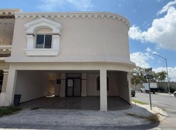 Casa de 3 habitaciones, San Nicolás de los Garza · Casa en Venta en San Nicolás en Esquina - Urbiquinta 3era Etapa