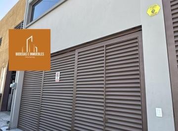 Nave industrial · 250m² · 2 Estacionamientos · Nave Industrial Disponible en Av América