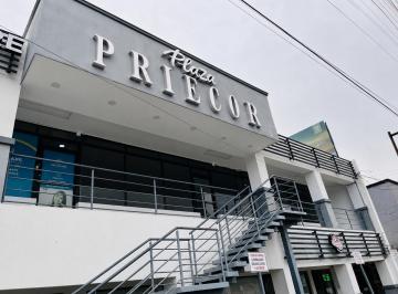 N/A · Locales Comerciales en Renta de 70, 86 y 102 m² en Plaza Priecor | Gómez Morín