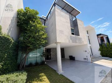 Casa en condominio · 313m² · 3 Recámaras · 2 Estacionamientos · Casa en Venta, Clúster, Loma Angelópolis I, Puebla