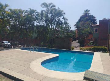 Casa en condominio de 3 habitaciones, Cuernavaca · Casa 2 Niveles Céntrica con Alberca