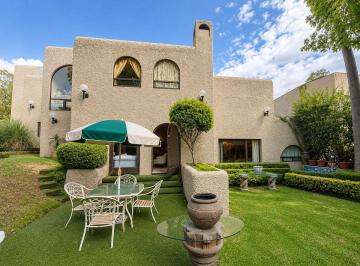 547334e910631332f489c70671bedf423e43f20c43d2f485179d0b546a8774c1 · Casa en Condominio en El Pedregal