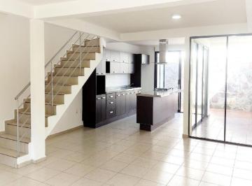 Casa de 3 habitaciones, Querétaro · El Refugio Casa en Renta Privada 3 Rec 1 Estudio 3 Baño Persiana Alberca Gym Cocina Integral Isla