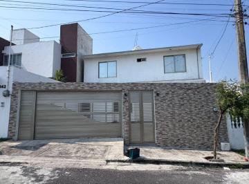 Casa de 3 habitaciones, Boca del Río · Casa en Venta en Fracc. Tampiquera | Arlette Flores