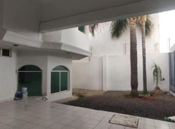 Casa de 3 habitaciones, León · Venta de Casa en Cañada del Refugio