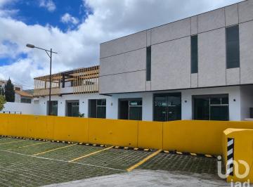 Oficina · 622m² · 12 Recámaras · 15 Estacionamientos · Edificio Comercial en Renta en Pachuca, Hidalgo. 12 Espacios o Locales