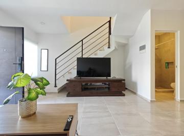 TV · Casa en Renta con Paneles Solares 2 Rec. Jardines de Mayakoba Amueblada