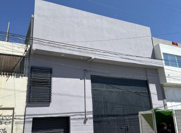 Bodega comercial · 350m² · 2 Recámaras · 2 Estacionamientos · Bodega Comercial en Renta