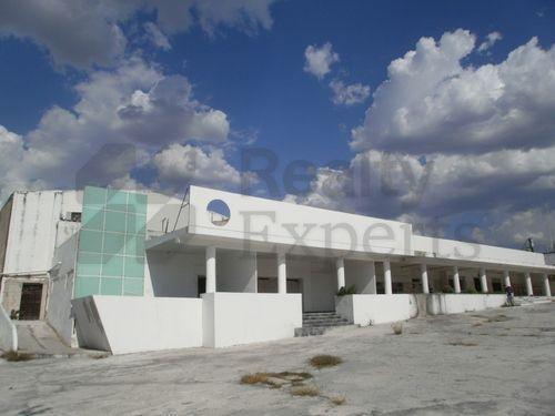 Commercial Spaces for Sale in Prado