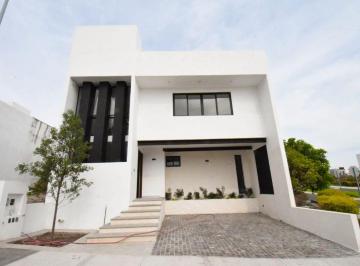 Casa de 3 habitaciones, El Marqués · Casa de Autor en Renta en Zibatá con Roof Garden Queretaro
