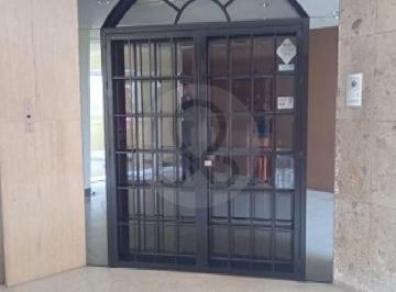 Oficina · 500m² · 4 Estacionamientos · Oficina en Renta en Moderna