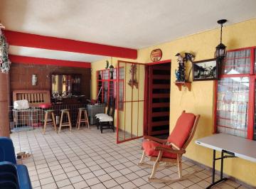 Casa · 260m² · 5 Recámaras · 4 Estacionamientos · ¡Gran Oportunidad! Casa Amplia en Venta – Villa Santiago (Ahuatepec, Cuernavaca)