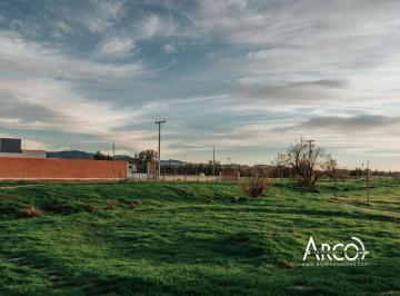 Terreno / Lote · 437m² · Terreno en Venta
