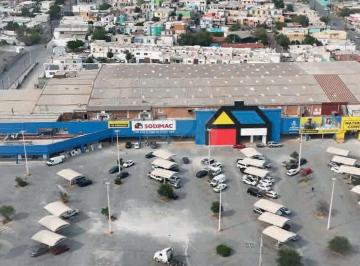 Local comercial · 8865m² · 100 Estacionamientos · Local en Renta en Villa Santa Cecilia
