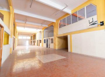 Bodega comercial · 1949m² · 18 Estacionamientos · Bodega Comercial en Renta en Lomas de San Lorenzo