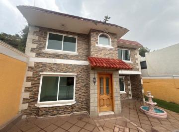 Casa de 4 habitaciones, Naucalpan de Juárez · Venta Casa en Paseos del Bosque Naucalpan, Estado de México.