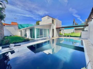 Casa de 4 habitaciones, Cuernavaca · Renta Vista Hermosa con Alberca en un Solo Nivel