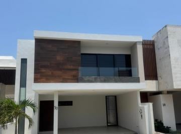 Casa · 153m² · 3 Recámaras · 2 Estacionamientos · Casa en Renta Amueblada, 3 Recámaras, Lomas de La Rioja, Riviera Veracruzana
