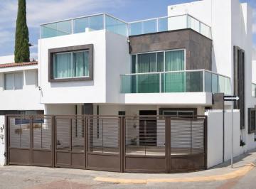 Casa de 4 habitaciones, Querétaro · Venta de Casa en Santiago de Queretaro de La Colonia Milenio III