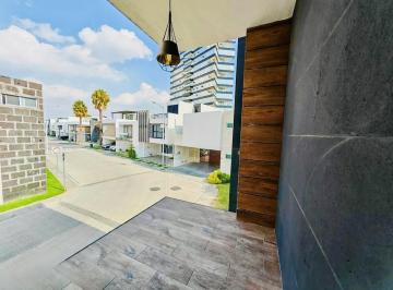 Casa en condominio · 230m² · 3 Recámaras · 2 Estacionamientos · Casa en Venta en Fraccionamiento Santa Teresa a Una Calle de La Recta a Cholula Puebla