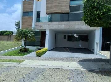 Casa en condominio de 4 habitaciones, San Andrés Cholula · Lomas de Angelopolis 1, 4 Habitaciones