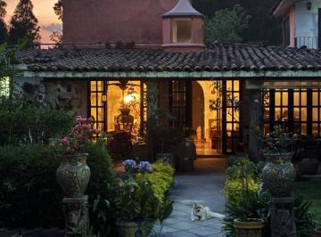 Casa de 3 habitaciones, Cuernavaca · Jardines de Ahuatepec, Casa en un Nivel en Venta
