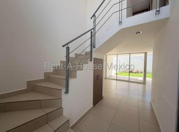Casa de 3 habitaciones, Querétaro · Venta Casa en El Refugio, 3 Recamaras, 3 Baños.