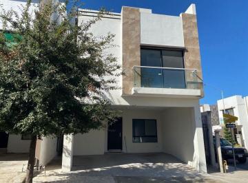 02e3f0a3e5eb451b30bba7ec54b7a040d12078c8181111c3f4a7c984f6130a8f · Casa en Renta en Cumbres Provenza