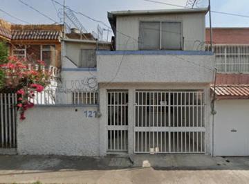 Casa de 4 habitaciones, Azcapotzalco · Casa en Venta en C. Frambuesa #121