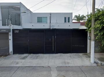 Casa de 4 habitaciones, Zapopan · Casa en Venta en Colonia La Calma Zapopan Jalisco