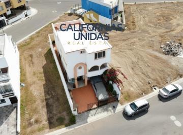 Casa de 3 habitaciones, Playas de Rosarito · Venta de Casa en Residencial Punta Azul