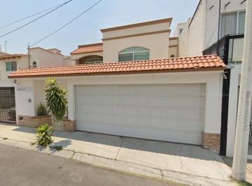 Casa de 3 habitaciones, Querétaro · Venta de Casa en Colinas del Cimatorio, Queretaro.