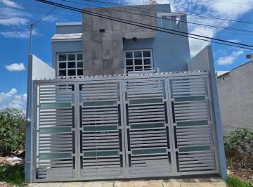 Casa de 4 habitaciones, Tonalá · Casa en Venta en El Fraccionamiento La Providencia, Tonalá, Jal.