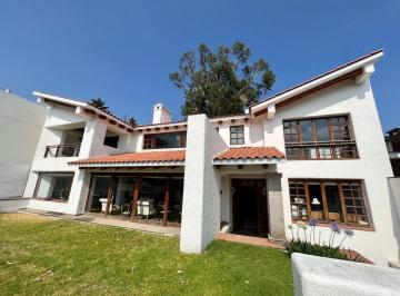 Casa · 292m² · 3 Recámaras · 4 Estacionamientos · Se Vende Casa en Contadero Cerca de Santa Fe