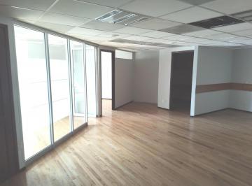 Oficina · 225m² · 2 Estacionamientos · Oficina en Renta en Leibnitz