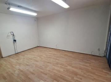 Oficina · 90m² · 3 Recámaras · 1 Estacionamiento · Oficina con Terraza en Anzures