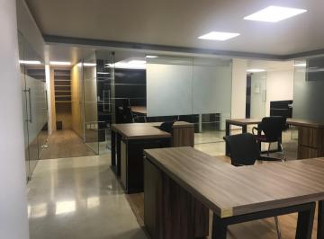 Oficina · 170m² · 5 Recámaras · 4 Estacionamientos · Oficina en Renta en Bosques de Las Lomas
