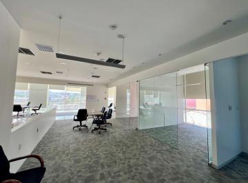 Oficina · 240m² · 4 Recámaras · 7 Estacionamientos · Oficina en Renta en Reforma