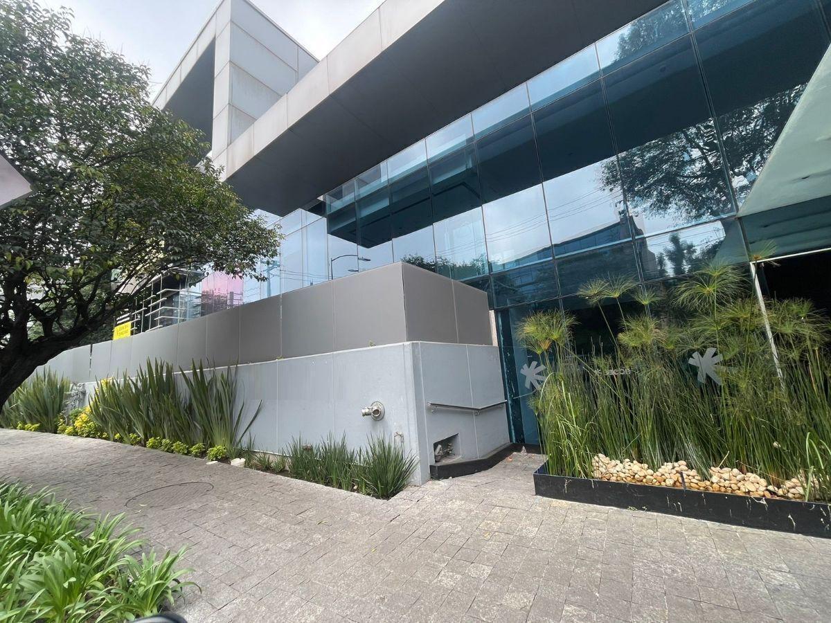 Building in Lomas de Chapultepec