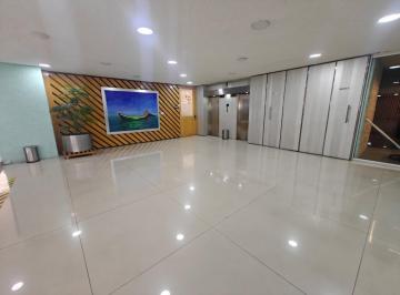 Oficina · 237m² · 5 Recámaras · 4 Estacionamientos · Oficina en Venta en Bosques de Las Lomas