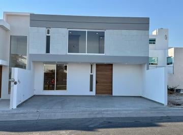 Casa de 4 habitaciones, El Marqués · Estrena Hermosa Casa Nueva en Fracc. El Mirador con 4 Habitaciones.